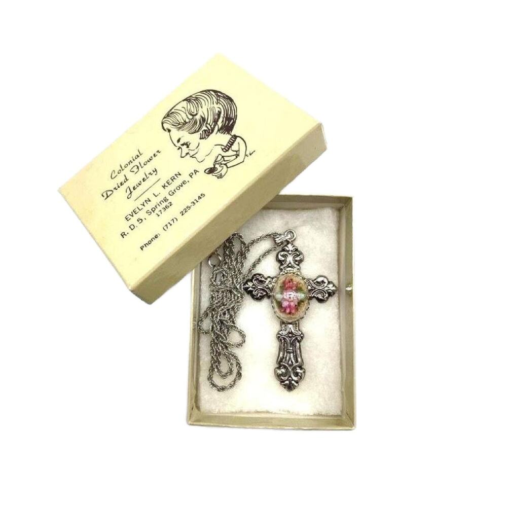Vintage Colonial Dried Flowers Silver Tone Cross Necklace: New In Box